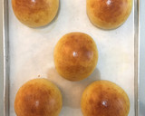 Foto langkah ke 2 dari resep Korean Cream Cheese Garlic Bread.