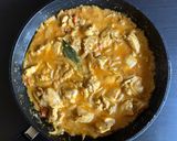A picture of step 5 of Biryani Inspired Chicken Mazegohan.