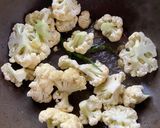 A picture of step 1 of Dudh Phulkopi.