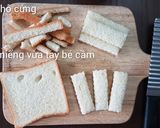 Hình bước làm 1 của món Sandwich phết trứng chuối chiên bơ