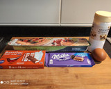 Foto del paso 1 de la receta: Mini croissants de barrita kinder y chocolate milka oreo