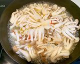 Meiling。。青蔥炒菇菇的食譜步驟2照片