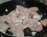 Foto del paso 2 de la receta: Pollo con papas y queso crema
