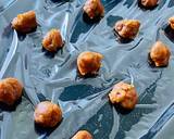 4 ingredient Ondeh Ondeh (Coconut Palm Sugar Mochi Balls) recipe step 4 photo
