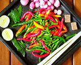 Foto langkah ke 1 dari resep Sambal Matah Tumis 🌶.