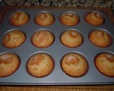 Foto del paso 15 de la receta: Magdalenas de yogur
