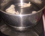 Foto langkah ke 1 dari resep Sup Ceker Ayam & Bakso.