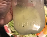 Foto del paso 5 de la receta: Tilapia empanizada con ensalada fresca