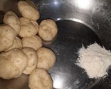 बिना लहसुन की समौसे (bina lahsun ke samose recipe in HIndi) रेसिपी चरण 2 फोटो