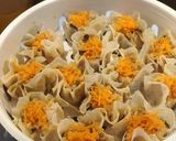 Foto langkah ke 6 dari resep Siomay ayam udang wortel jamur kuping.