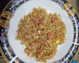 Foto langkah ke 8 dari resep Nasi goreng sosis irit bahan.