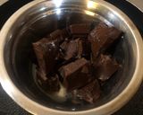 Foto langkah ke 2 dari resep Es Kul Kul Pisang Coklat (Magnum KW).