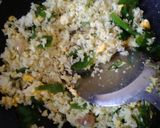 Foto langkah ke 3 dari resep Nasi goreng cabe hijau.