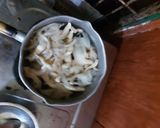 Foto langkah ke 1 dari resep Sop Jamur.