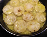 Foto del paso 1 de la receta: Medallones de merluza con salsa de pimientos verdes