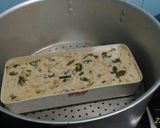 Foto langkah ke 4 dari resep Tahu Telur Daun Kelor Kukus Dandang.