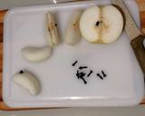 Foto langkah ke 2 dari resep Sup Buah Pir (obat batuk pilek).