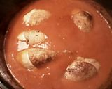 Foto del paso 9 de la receta Muslos de pollo en tomate y aromas orientales