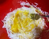 A picture of step 4 of Italian Carbonara.
