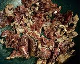 Foto langkah ke 2 dari resep Tumis Brokoli Daging Sapi.