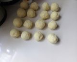 A picture of step 2 of Gulab jamon.