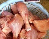 A picture of step 1 of Chicken tikka.
