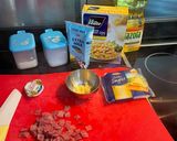 Foto langkah ke 1 dari resep Mac n Cheese with Smoked Beef.