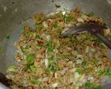 A picture of step 2 of Qeemay ke samosay.