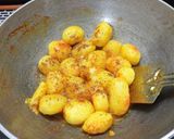 लहसुनिया बटाका (Lahsuniya bataka recipe in hindi) रेसिपी चरण 3 फोटो