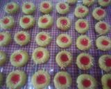 Foto langkah ke 3 dari resep Thumbprint cookies.