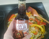 Foto del paso 4 de la receta: Tallarines con salsa de soja
