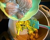 Foto langkah ke 5 dari resep Ikan Tuna Bumbu Kuning.