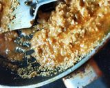 A picture of step 4 of Peanut and sesame chikki.