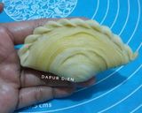 Foto langkah ke 11 dari resep Karipap Pusing.