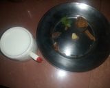 इम्यूनिटी बूस्टर या मसाला चाय (immunity booster yah masala chai recipe in Hindi) रेसिपी चरण 1 फोटो