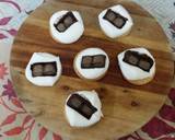 Microwave Biscuit Sandwiched S'mores recipe step 4 photo