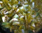 Foto del paso 4 de la receta: Tortilla de alcachofas con cebolla