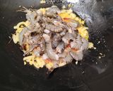 Foto langkah ke 4 dari resep Udang Goreng Mentega.