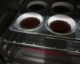 A picture of step 4 of Chocolate cupcakes with Vanilla buttercream frosting.