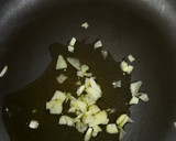 Foto del paso 1 de la receta: Salteado de champiñón y espárragos trigueros