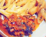 A picture of step 4 of Chips nd plantain with carrot source.