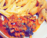A picture of step 4 of Chips nd plantain with carrot source.