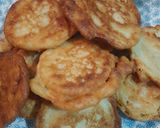 A picture of step 4 of Cashews Malpuwa.