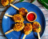 A picture of step 3 of Sweetcorn Lollipops / Sweetcorn Cutlets.