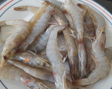 Foto del paso 1 de la receta: Croquetas de gambas al pil pil -en horno-