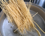 Foto del paso 1 de la receta: Calamar a la plancha con tallarines