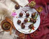 ছানার পুর ভরা ক্যাডবেরি সন্দেশ(cadburry sondesh recipe in Bengali) রেসিপির ধাপ 9 ছবি