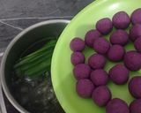 Foto langkah ke 2 dari resep Biji Salak Ubi Ungu Creamy.