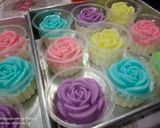Foto langkah ke 3 dari resep Puding susu cup mawar.
