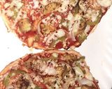 চিকেন পিজ্জা 🍪 (chicken pizza recipe in Bengali) রেসিপির ধাপ 6 ছবি